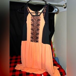 YA Los Angeles Peach & black lace sleeveless dress